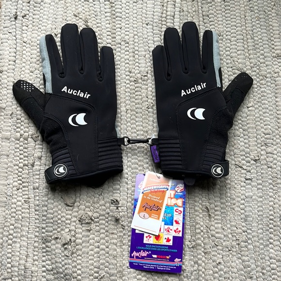 Auclair Accessories - Auclair Women’s Gloves-NWT